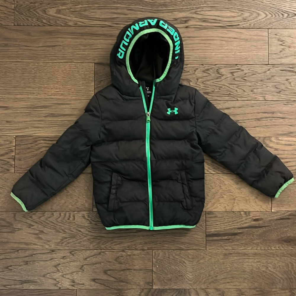Under Armour Boys' Pronto Colorblock Puffer Jacket, Mid-Weight, Zip Up Closure